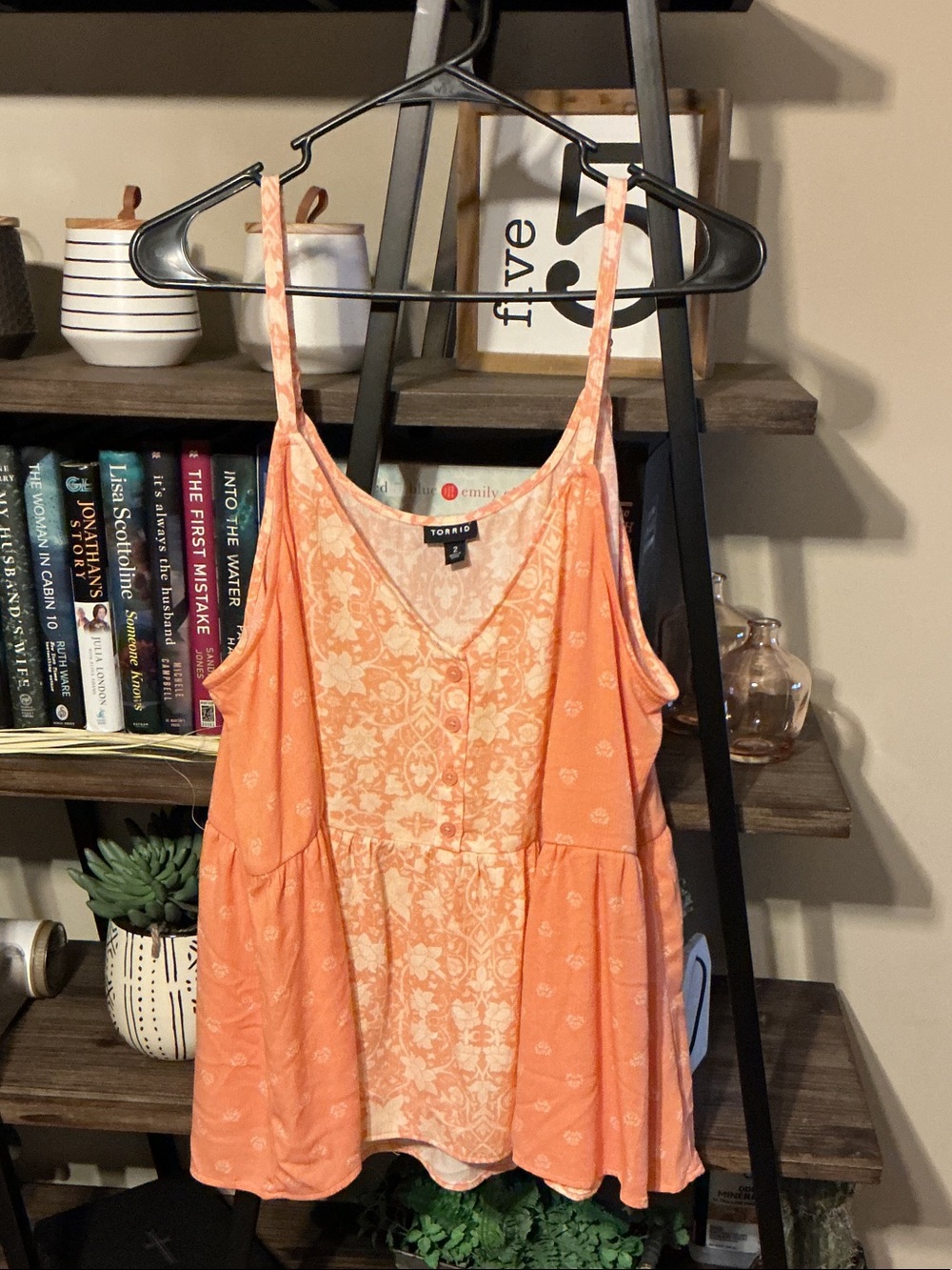 torrid Peach Floral Print Tiered Tank Size 2